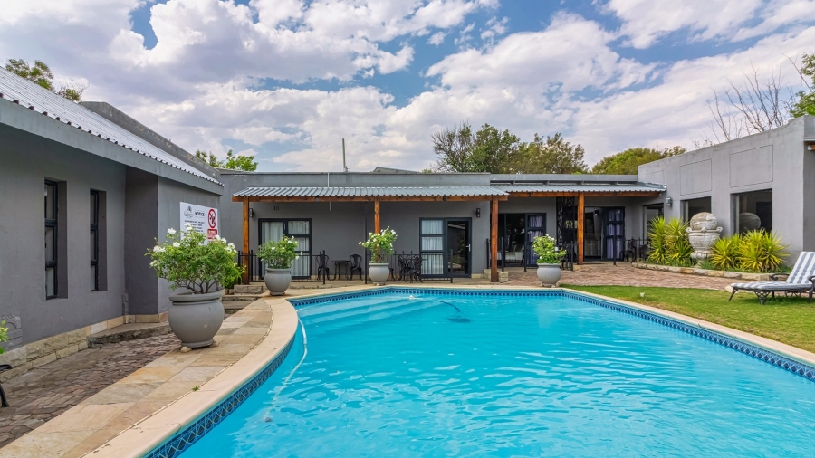 10 Bedroom Property for Sale in Panorama Free State